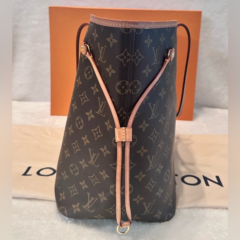 Louis Vuitton Neverfull GM Tote - Picture 2 of 6